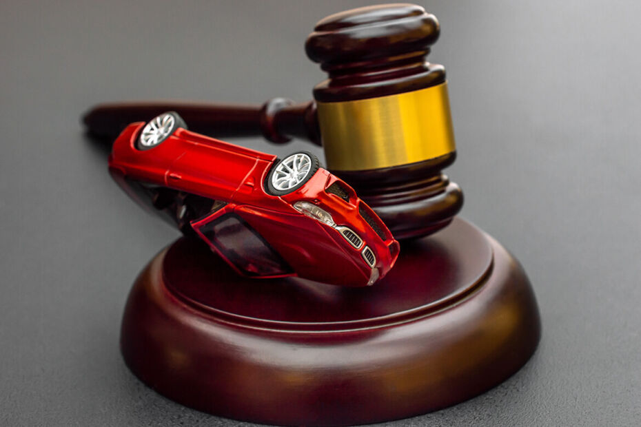 Direksiyon Başında Uyuya Kalarak Kazaya Sebebiyet vermek