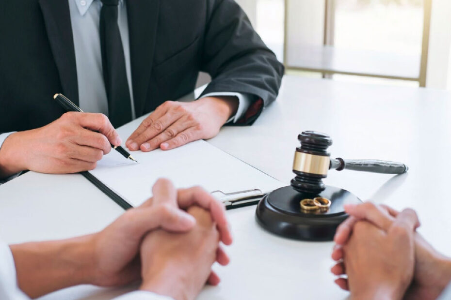 Çekişmeli boşanmada evde kim kalır