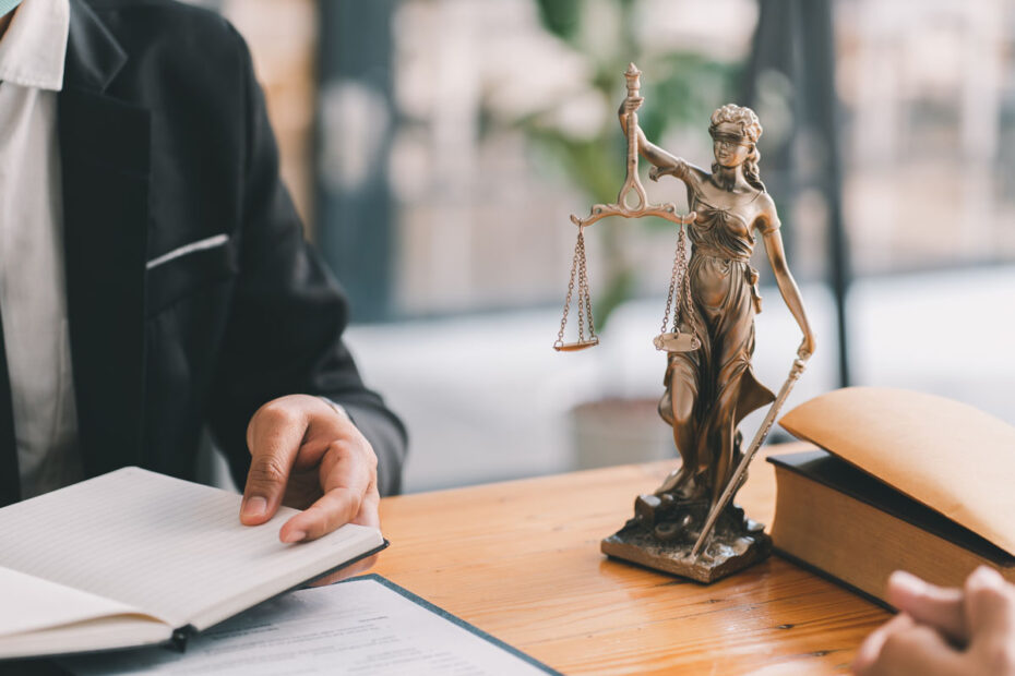 ev sahibi evde kiracı varken evi satarsa ne olur